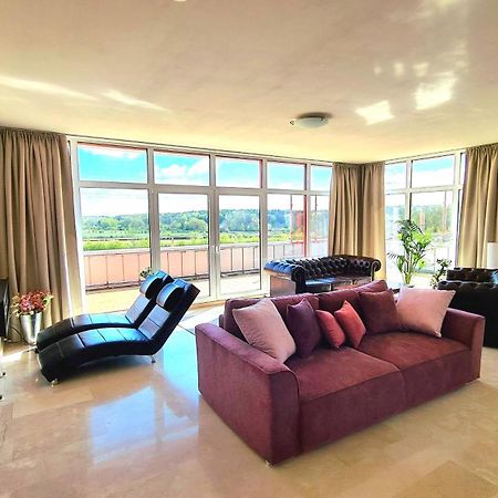 Deluxe Apartment Mit Sauna, Gehobene Ausstattung, Sydney Schwarzenbek Luaran gambar